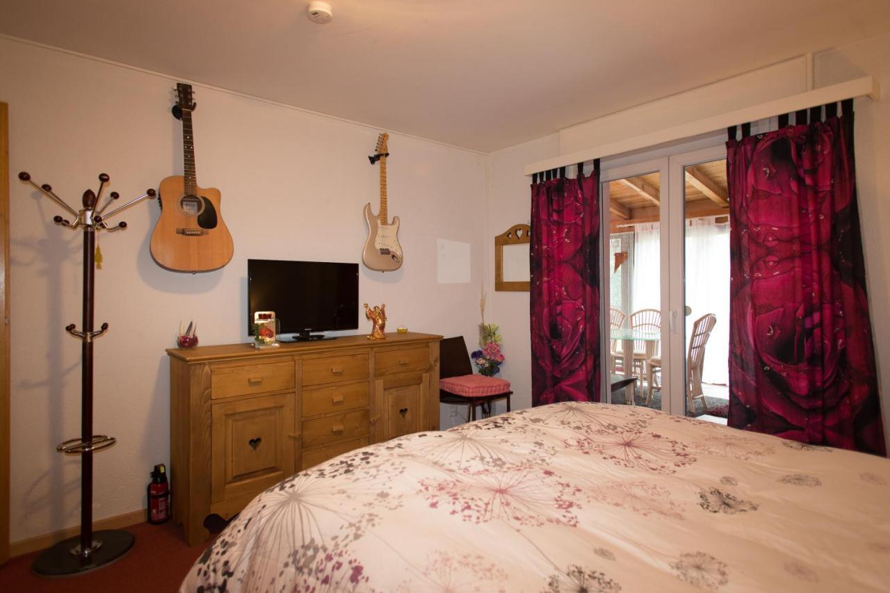 Do Mi Si La Do Re Appartement Dorenaz Buitenkant foto
